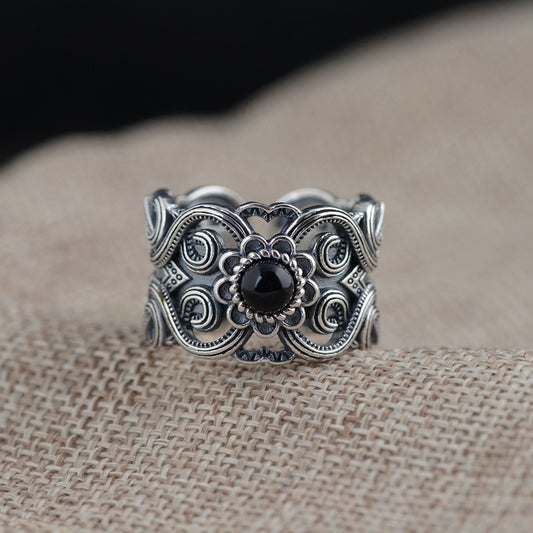 Bague rétro en argent thaïlandais avec une agate noire incrustée