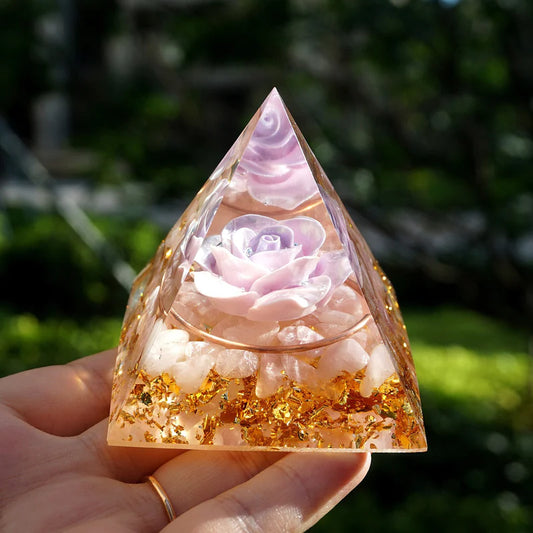 Orgonite "Fleur d'Amour" en Quartz Rose