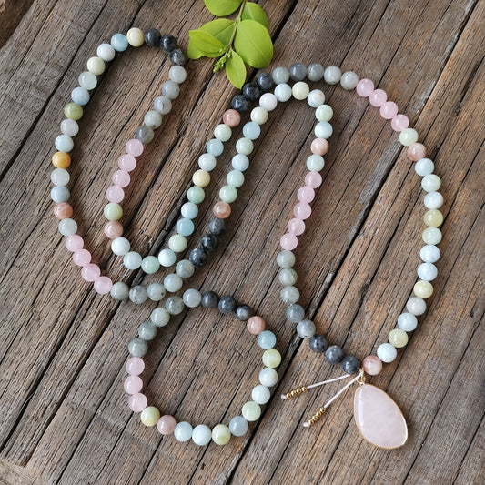 Collier Mala Premium "Sérénité de l'Esprit" en Labradorite, Quartz Rose